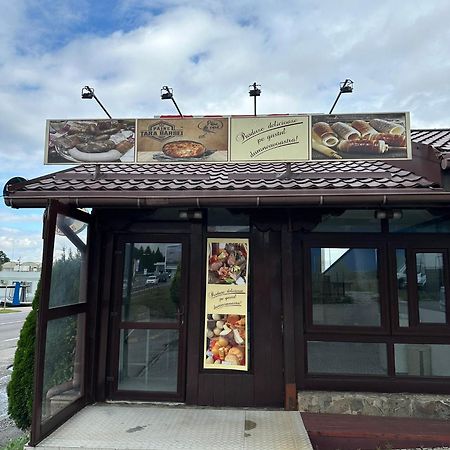 Restaurant Motel Dolorean Négyfalu Kültér fotó